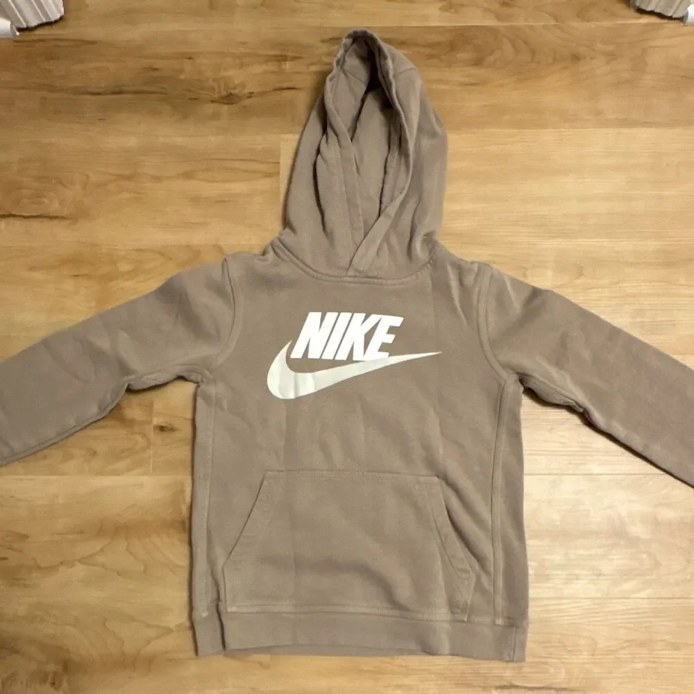 Nike Boy’s Beige Fleece Pullover Hoodie Pocket Size M